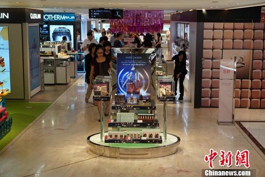 香港gdp_首季GDP-8.9%,香港经济路在何方？