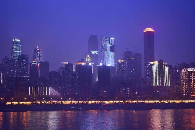 gdp广州_雾都重庆的2020年一季度GDP出炉,紧追广州,甩开苏州