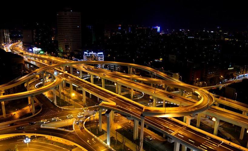 中国gdp排名_中国最有潜力城市,GDP超武汉杭州,未来或将成为一线城市
